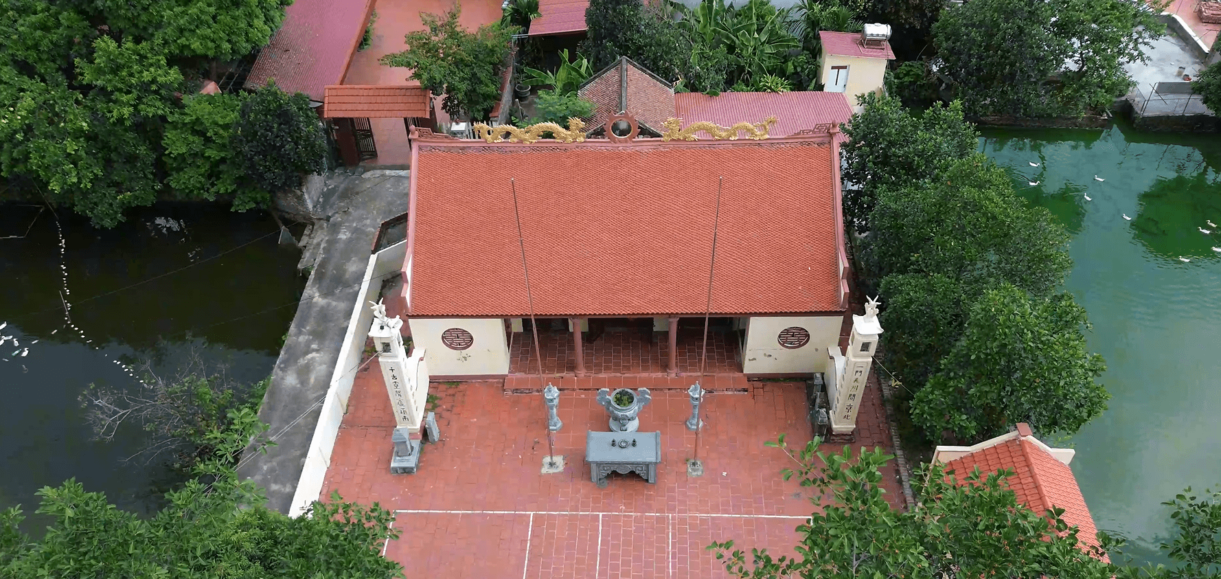 Đình Hương Chi